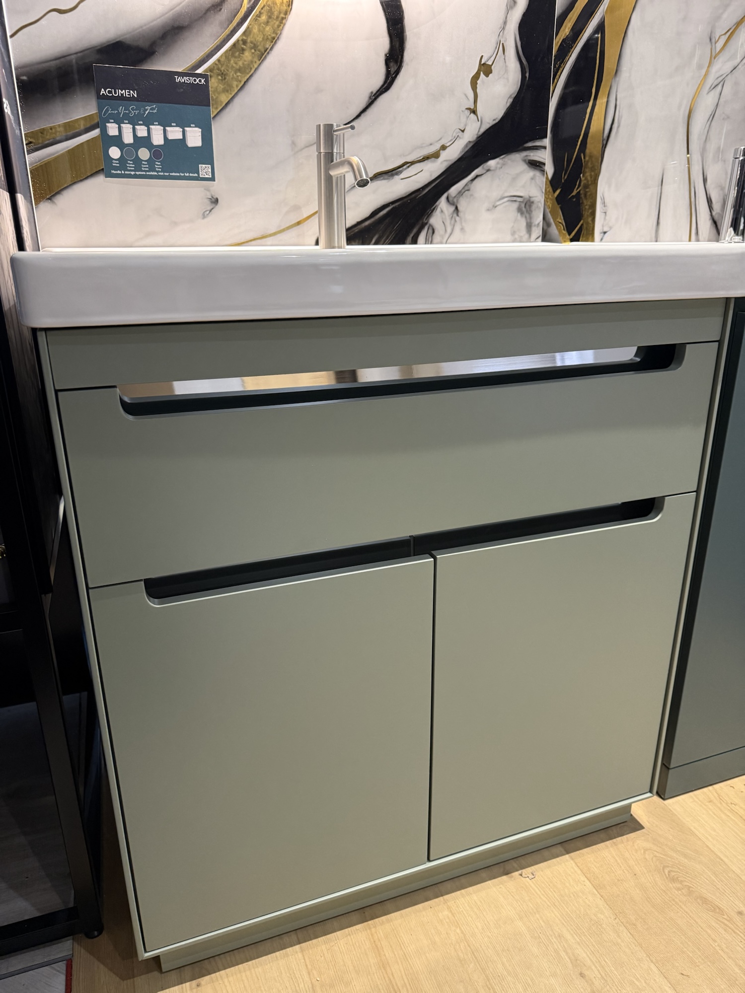 Acumen 800 vanity built